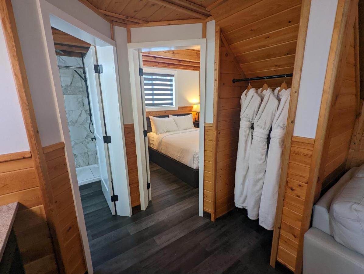 Halcyon Hot Springs Resort Екстериор снимка